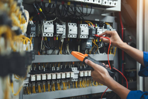 Best Affordable Emergency Electrician  in Grand Rapids, MI